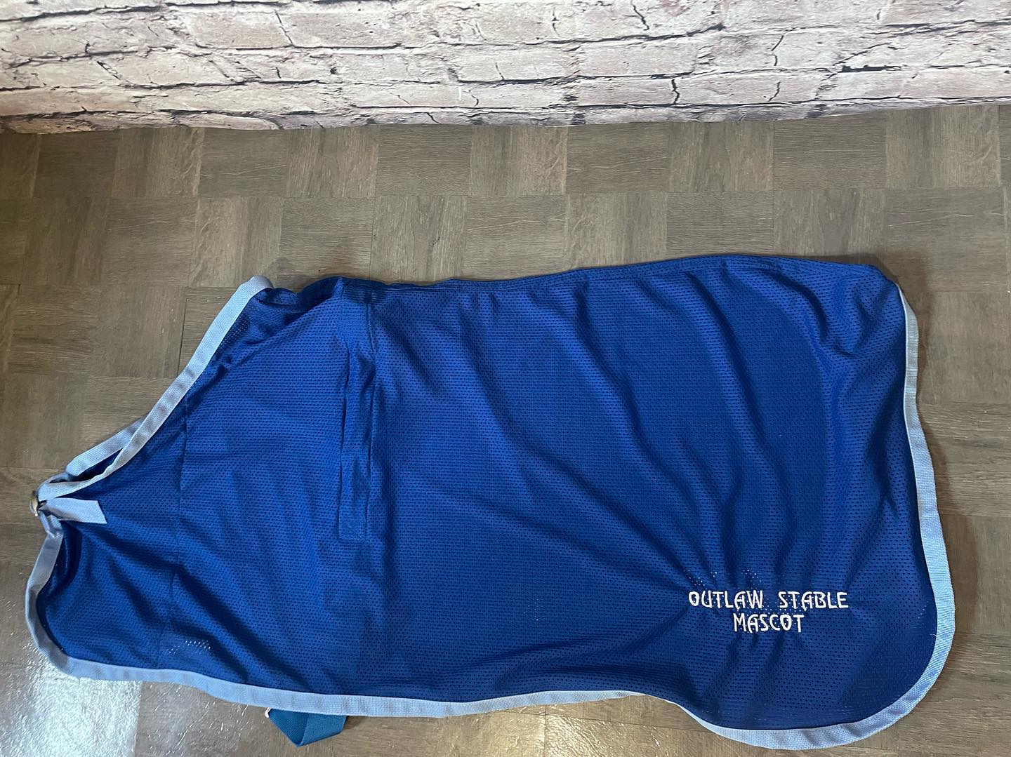 Stable Cooler Cool Mesh